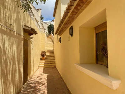 Villa in Cumbre del Sol – photo 17