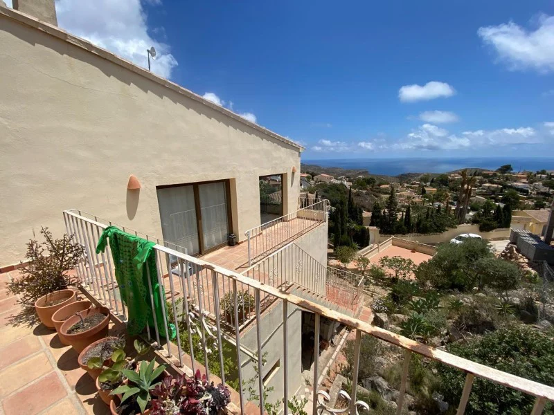 Villa in Cumbre del Sol – photo 18