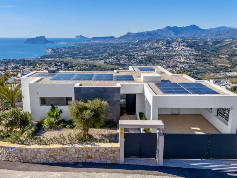 Villa in Cumbre del Sol – photo 4