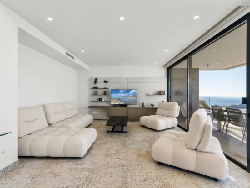 Villa in Cumbre del Sol – photo 12