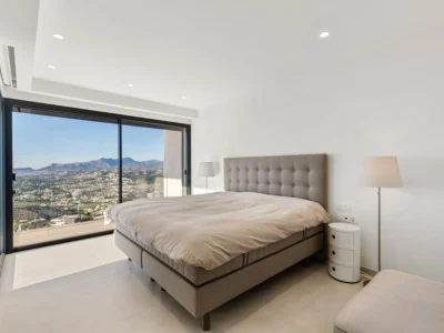 Villa in Cumbre del Sol – photo 17