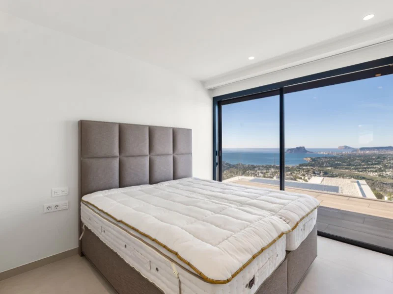 Villa in Cumbre del Sol – photo 23