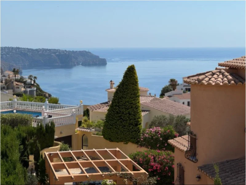 Villa in Cumbre del Sol – photo 19