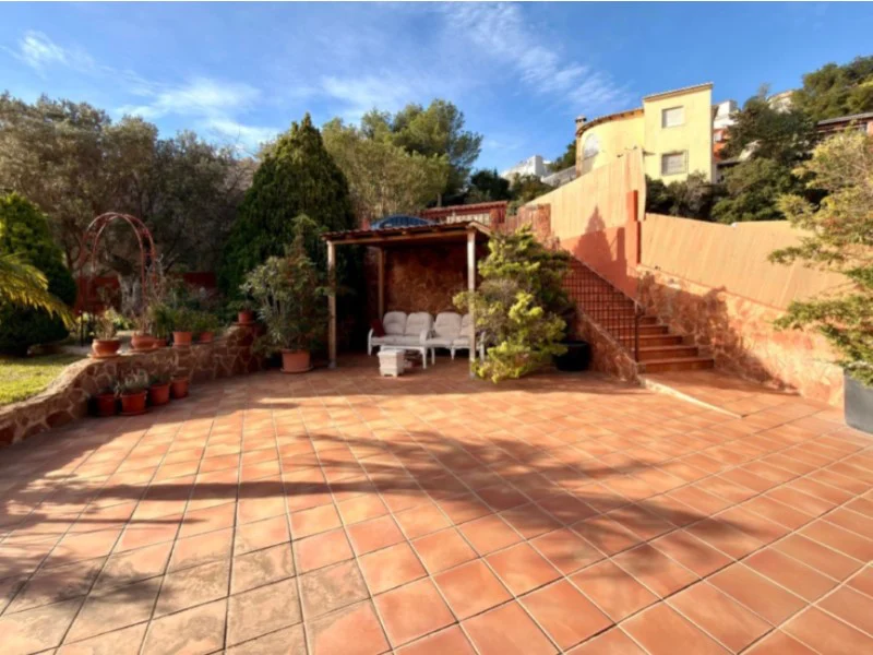 Villa in Cumbre del Sol – photo 18