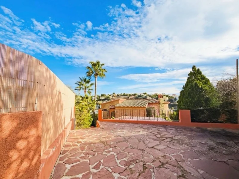 Villa in Cumbre del Sol – photo 19