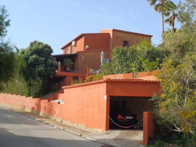Villa in Cumbre del Sol – photo 22