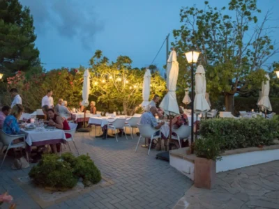 Restaurant in Montgó – foto 19